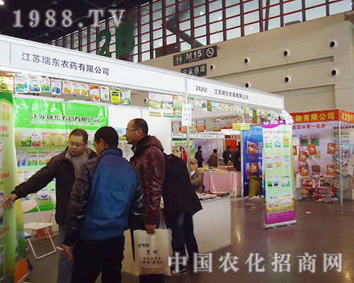 ���K��|��2012���28������ֲ�����ϴ�Ů���