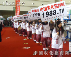 �r(n��ng)���W(w��ng)�F�һֱ��Ŭ����ǰ�M���_��߀���^�m(x��)