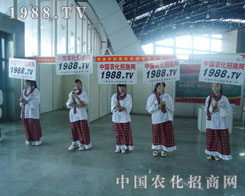 ���ݷ��ϕ�(hu��)����һ֧��M(m��n)�߿��Ķ�־�ĈF(tu��n)�(du��)