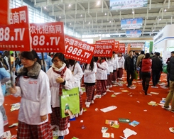 2013�Ͼ�ֲ���p����(hu��)�����r(n��ng)����Ӣ���F(xi��n)��ɫ